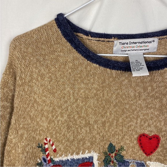 “Merry Christmas” Tiara International Christmas Collection Sweater - Picture 3 of 7